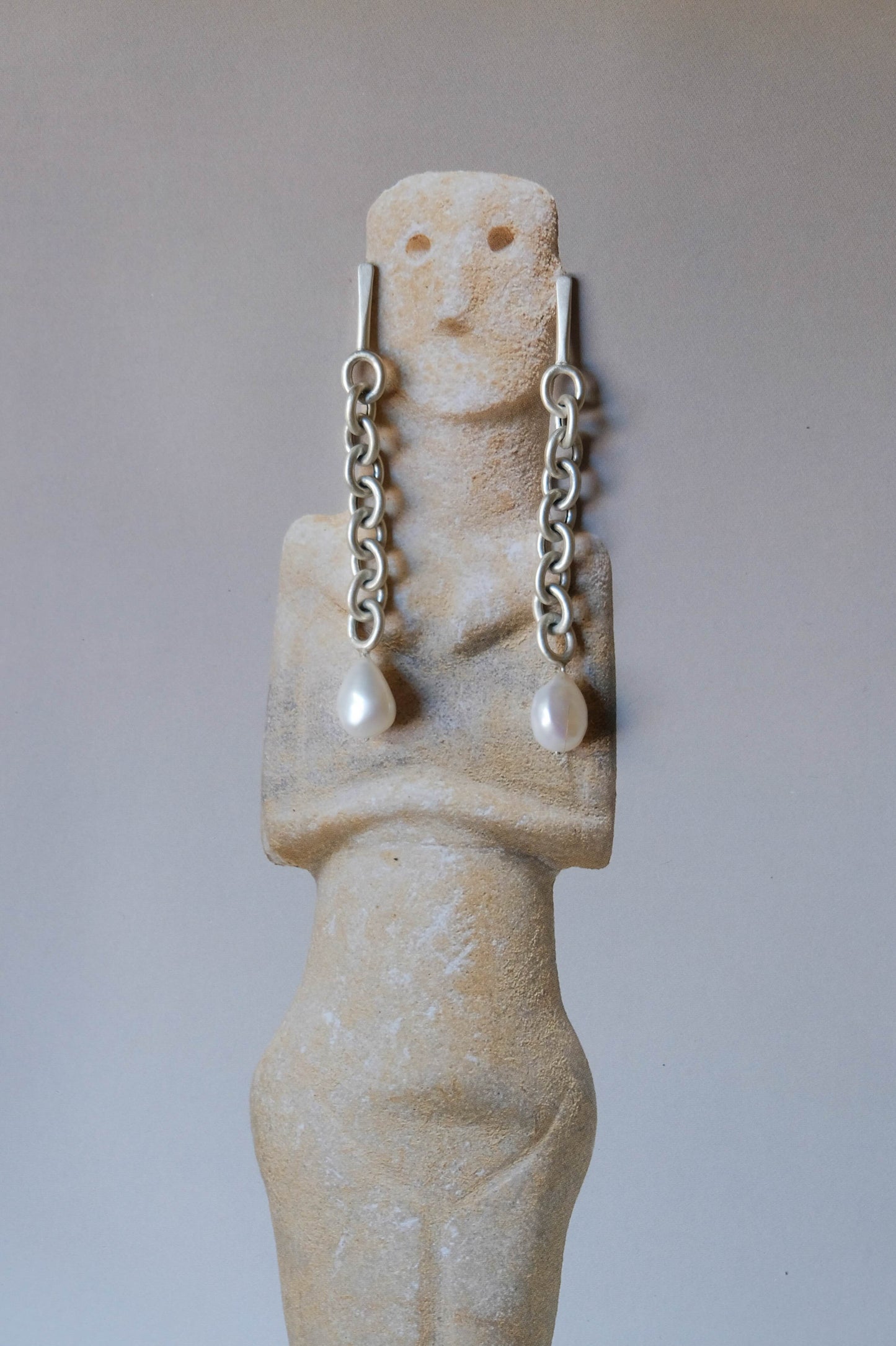 Chain earrings