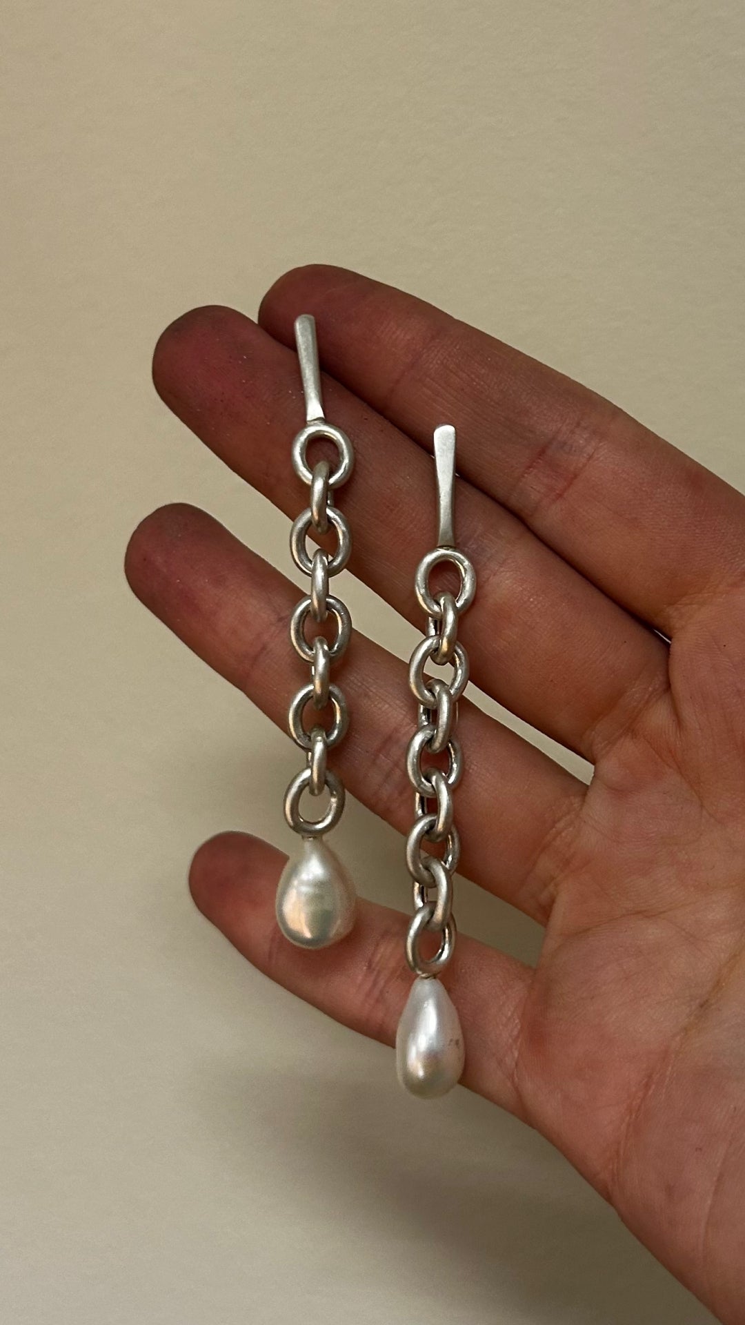 Chain earrings