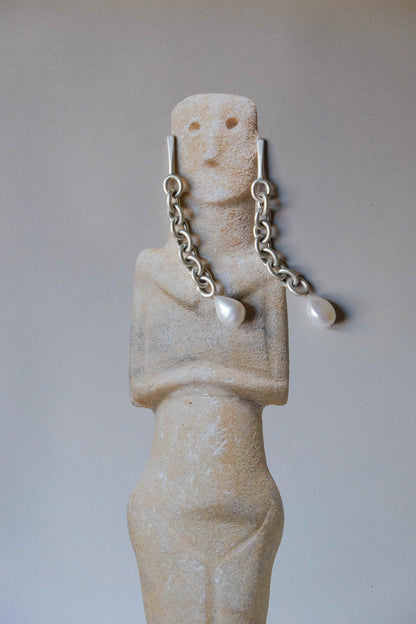 Chain earrings