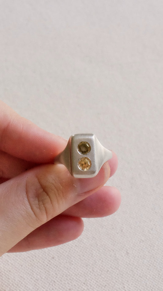 vertical boulder signet ring